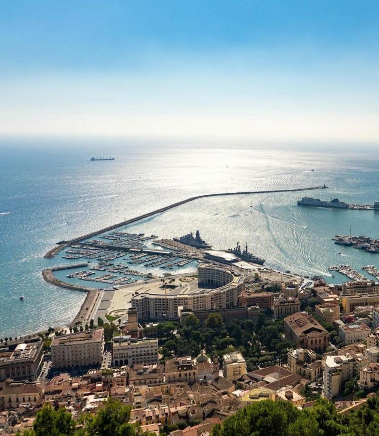 شقة Salifornia Casa Vacanze ساليرنو المظهر الخارجي الصورة