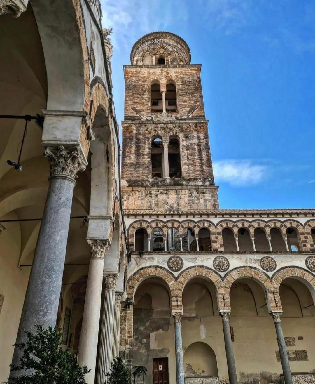شقة Salifornia Casa Vacanze ساليرنو المظهر الخارجي الصورة