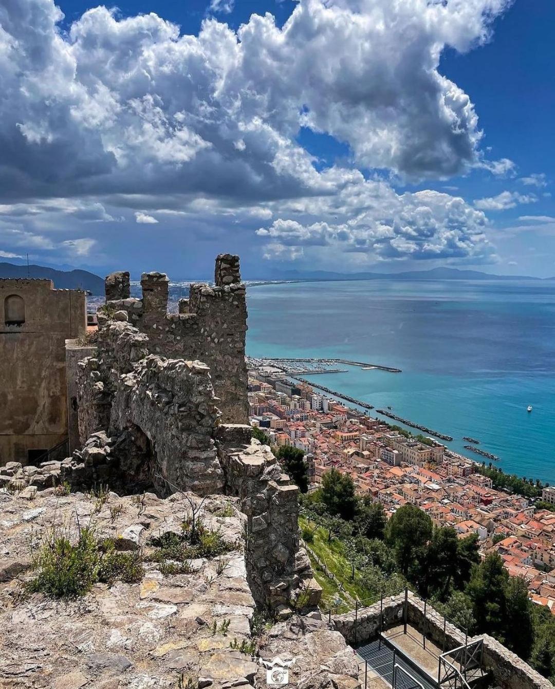 شقة Salifornia Casa Vacanze ساليرنو المظهر الخارجي الصورة