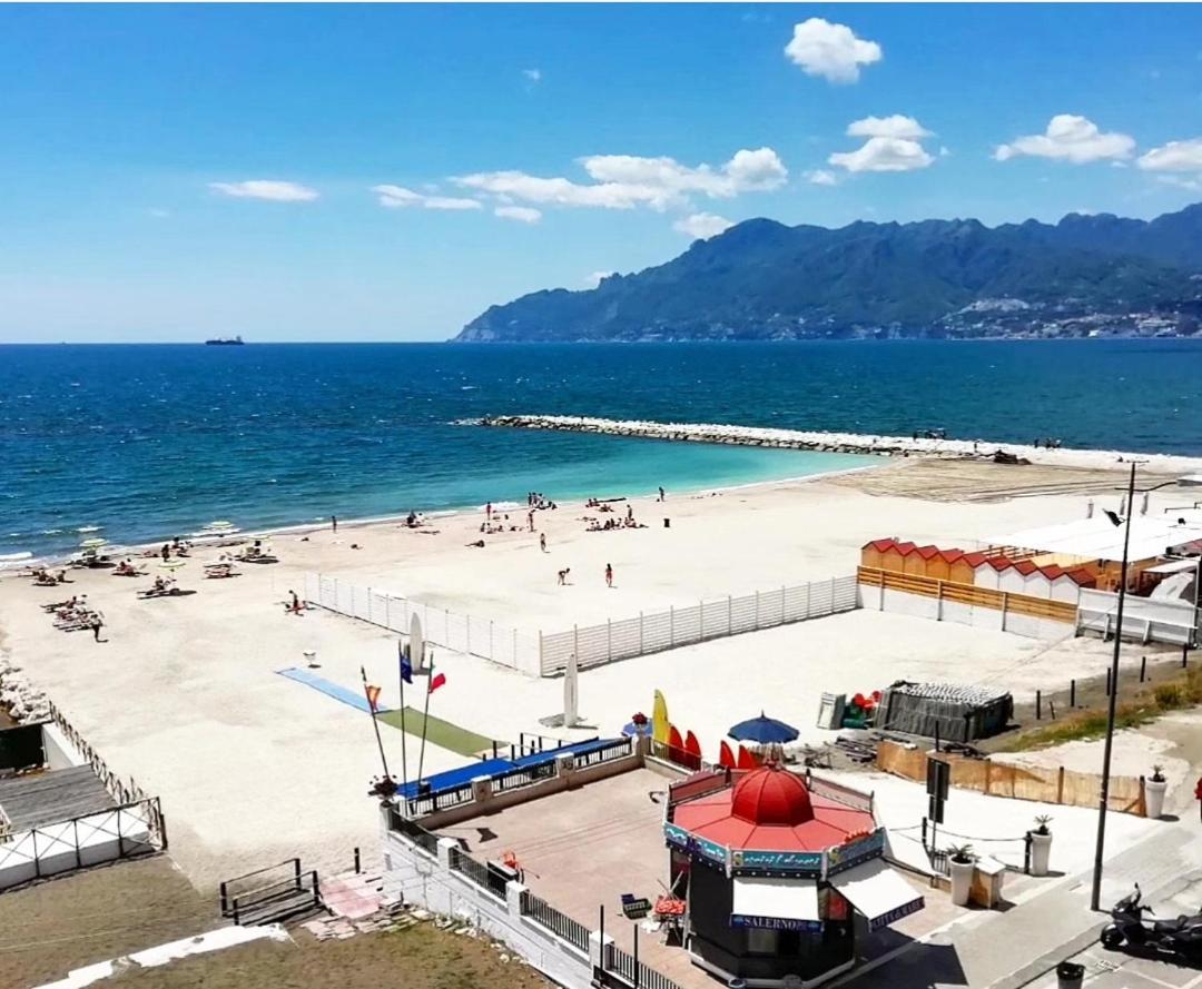 شقة Salifornia Casa Vacanze ساليرنو المظهر الخارجي الصورة